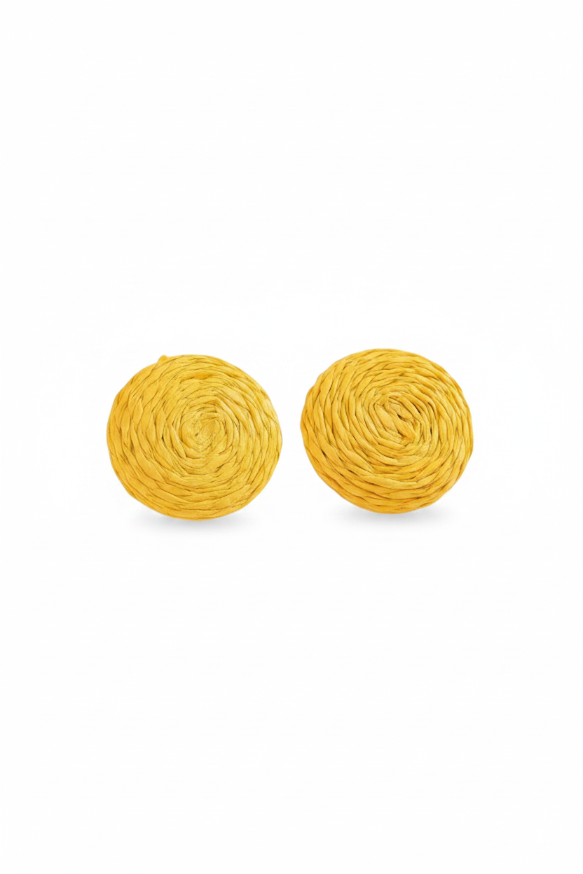 Raffia studs